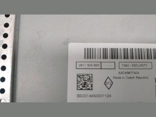 bontott RENAULT TWINGO III Rádió / CD