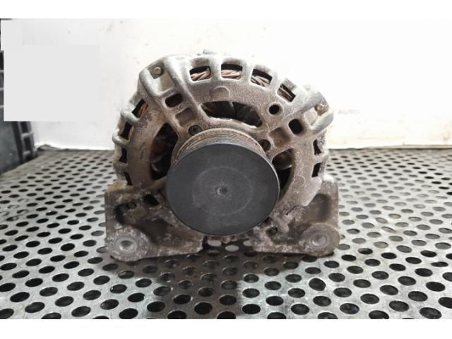 bontott RENAULT TWINGO III Generátor