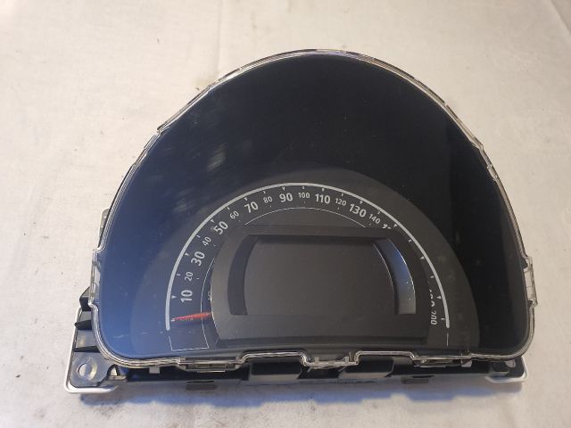 bontott RENAULT TWINGO III Kilométeróra