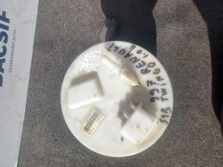 bontott RENAULT TWINGO III Üzemanyag Szivattyú