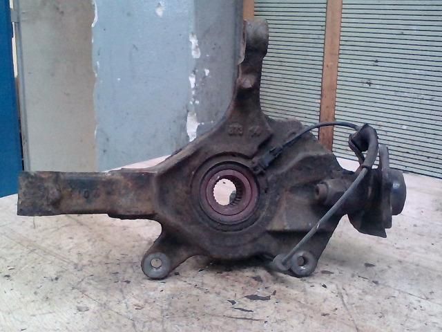 bontott RENAULT VEL SATIS Jobb első Csonkállvány Kerékaggyal