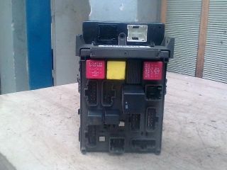 bontott RENAULT VEL SATIS Biztosítéktábla Utastér