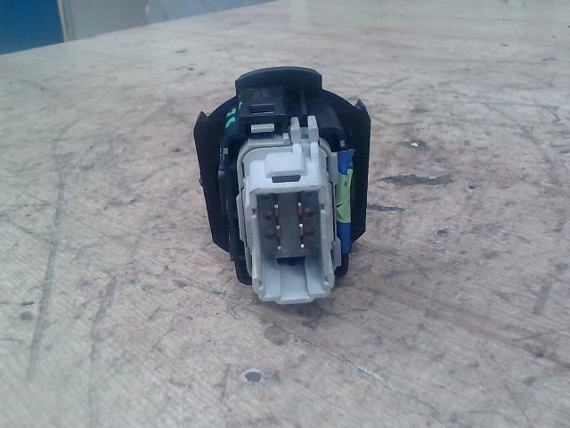 bontott RENAULT VEL SATIS Jobb első Ablakemelő Kapcsoló