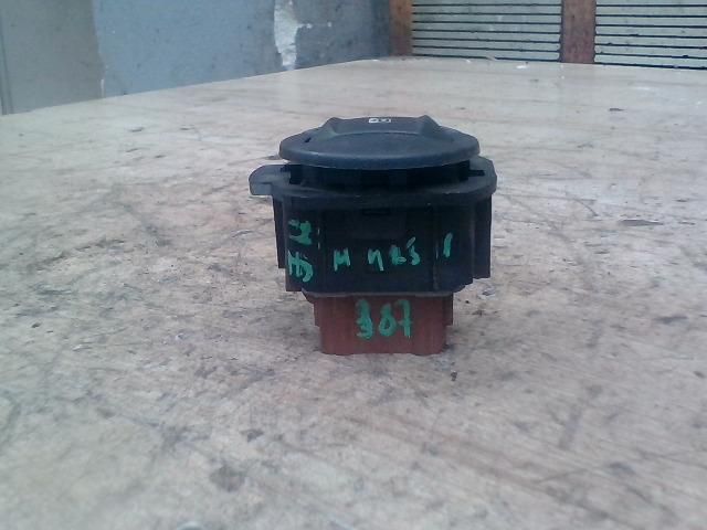 bontott RENAULT VEL SATIS Jobb hátsó Ablakemelő Kapcsoló