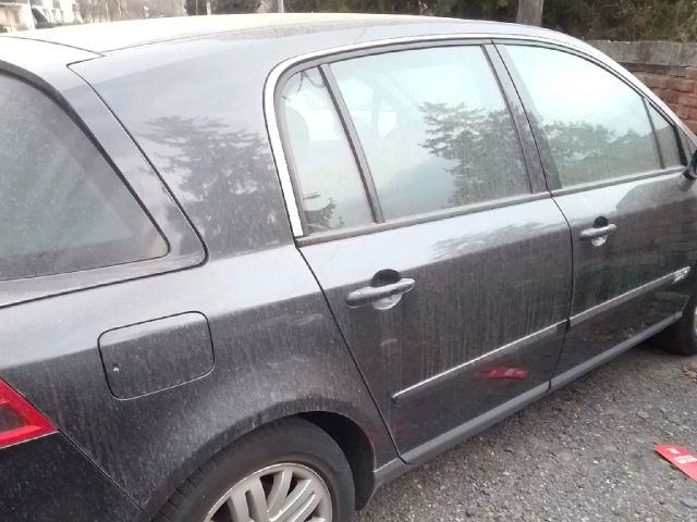 bontott RENAULT VEL SATIS Jobb hátsó Ajtó (Üres lemez)