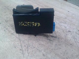 bontott RENAULT VEL SATIS Kártyaolvasó