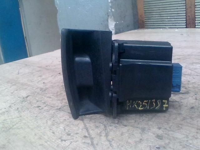 bontott RENAULT VEL SATIS Kézifék Kapcsoló