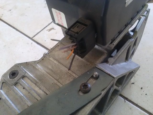 bontott RENAULT VEL SATIS Kormányoszlop