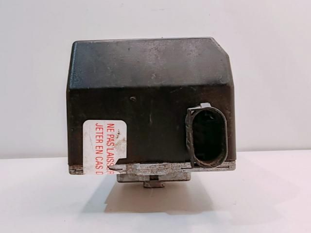 bontott RENAULT VEL SATIS Kormányzár (Elektromos)