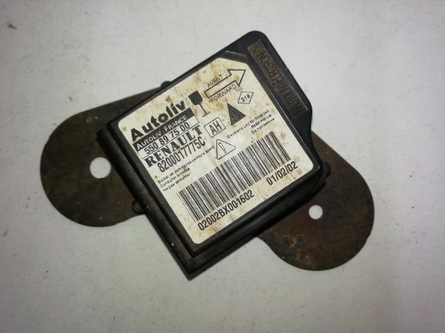 bontott RENAULT VEL SATIS Központi Ütközés Érzékelő