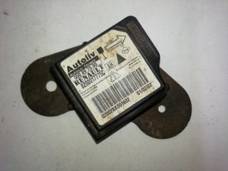 bontott RENAULT VEL SATIS Központi Ütközés Érzékelő