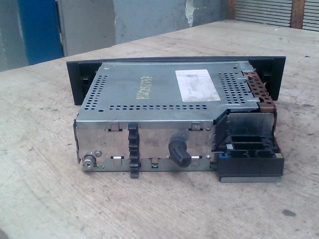 bontott RENAULT VEL SATIS Rádió / CD