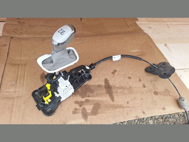 bontott RENAULT ZOE Automata Váltókar