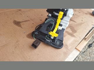 bontott RENAULT ZOE Automata Váltókar