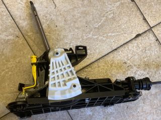 bontott RENAULT ZOE Automata Váltókar