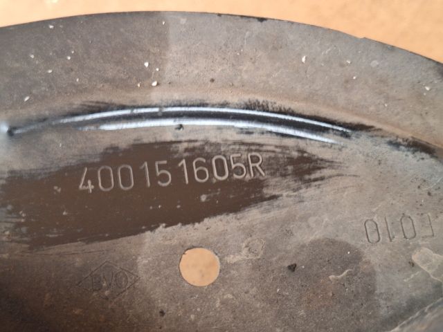 bontott RENAULT ZOE Bal első Csonkállvány