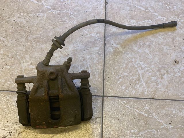 bontott RENAULT ZOE Bal első Féknyereg Munkahengerrel