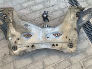 bontott RENAULT ZOE Első Bölcső