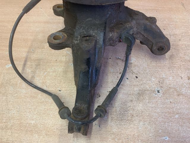 bontott RENAULT ZOE Jobb első Csonkállvány Kerékaggyal