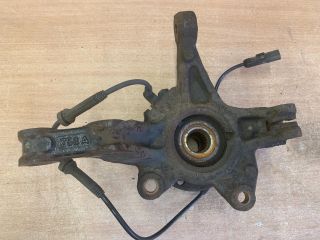 bontott RENAULT ZOE Jobb első Csonkállvány Kerékaggyal