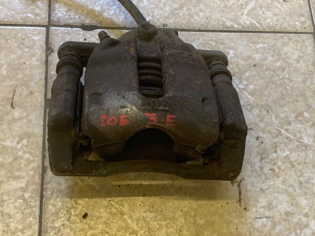 bontott RENAULT ZOE Jobb első Féknyereg Munkahengerrel