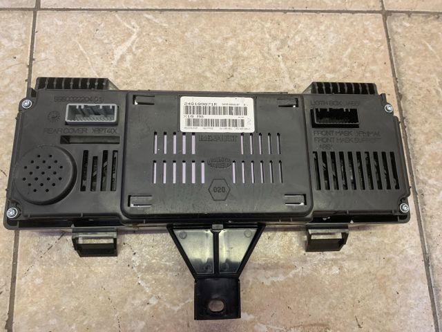 bontott RENAULT ZOE Kilométeróra