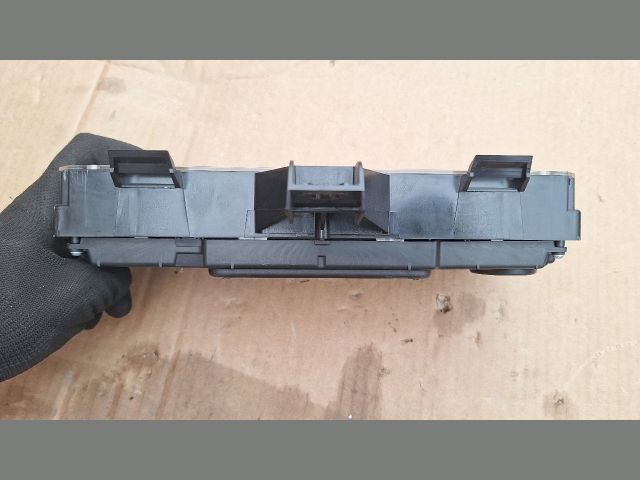 bontott RENAULT ZOE Kilométeróra