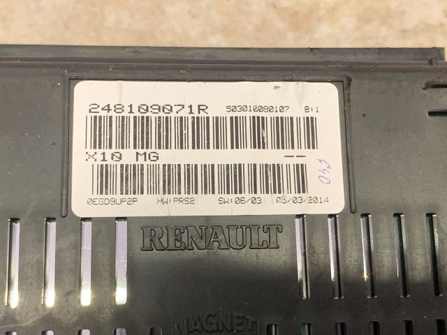 bontott RENAULT ZOE Kilométeróra