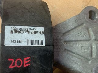 bontott RENAULT ZOE Motor Tartó Bak (Fém)