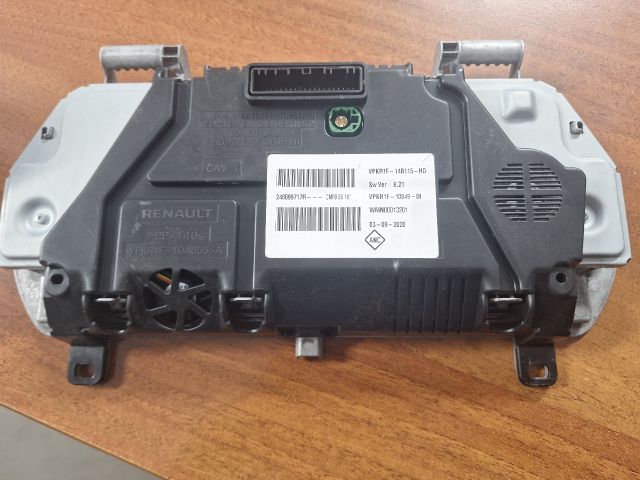 bontott RENAULT ZOE Kilométeróra