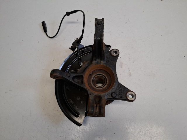 bontott RENAULT ZOE Bal első Csonkállvány Kerékaggyal