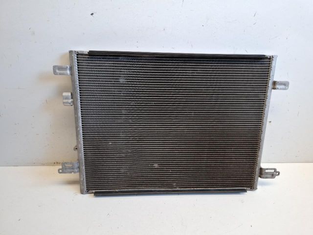 bontott RENAULT ZOE Klímahűtő Radiátor