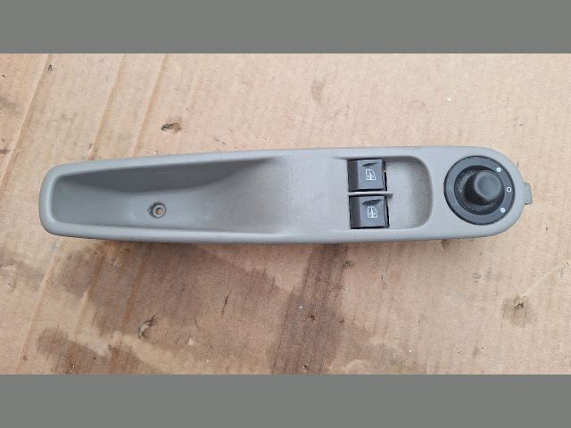 bontott RENAULT ZOE Ablakemelő Kapcsoló Négyes / Kettes