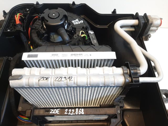 bontott RENAULT ZOE Akkumulátor Hűtő