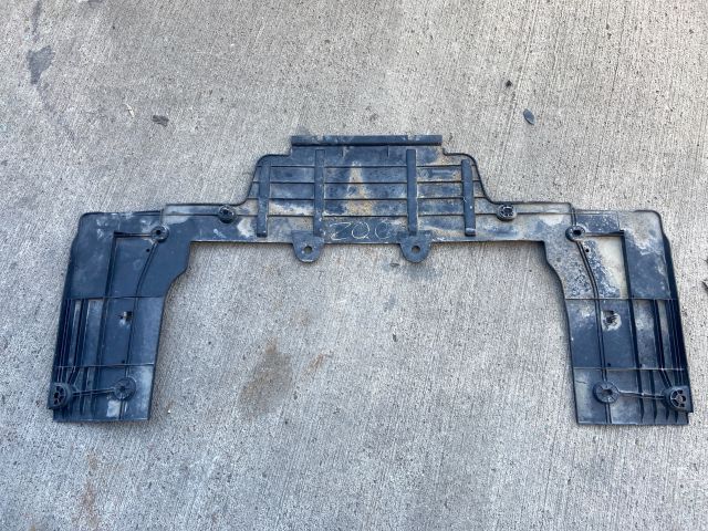 bontott RENAULT ZOE Alsó Motorburkolat