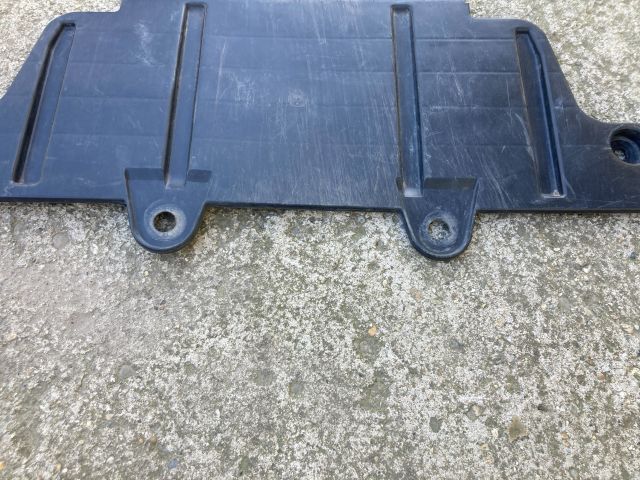 bontott RENAULT ZOE Alsó Motorburkolat