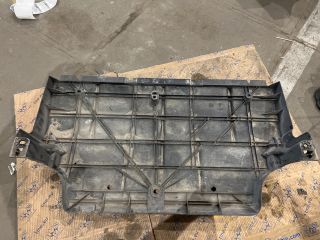 bontott RENAULT ZOE Alsó Motorburkolat