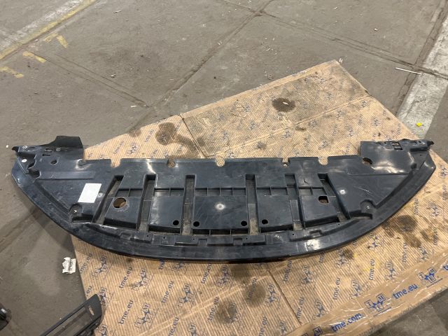 bontott RENAULT ZOE Alsó Motorburkolat