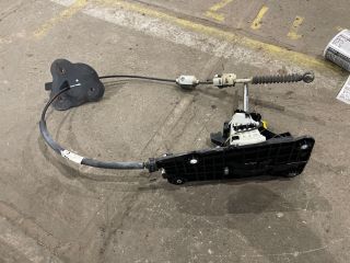 bontott RENAULT ZOE Automata Váltókar