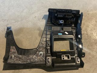 bontott RENAULT ZOE Bal Alsó Műszerfal Burkolat