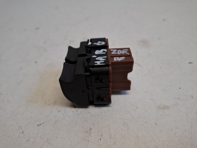 bontott RENAULT ZOE Bal első Ablakemelő Kapcsoló