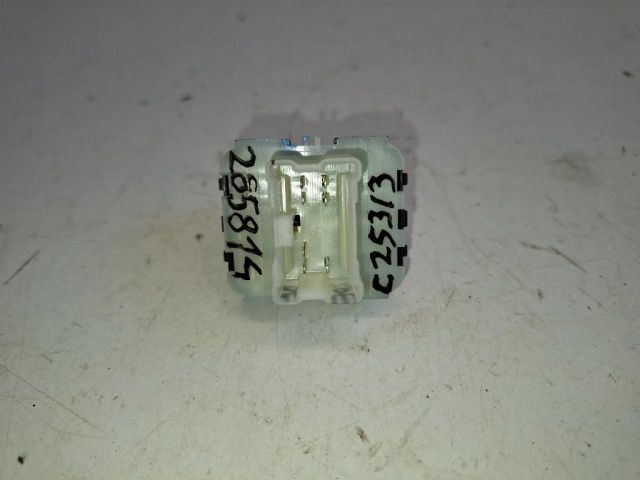 bontott RENAULT ZOE Bal első Ablakemelő Kapcsoló