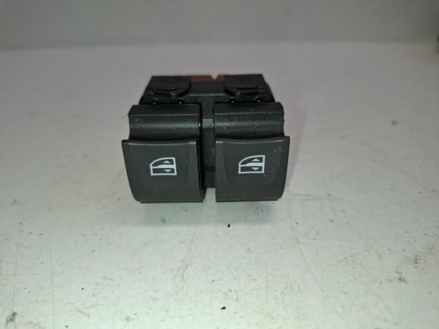 bontott RENAULT ZOE Bal első Ablakemelő Kapcsoló