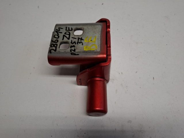 bontott RENAULT ZOE Bal első Alsó Zsanér