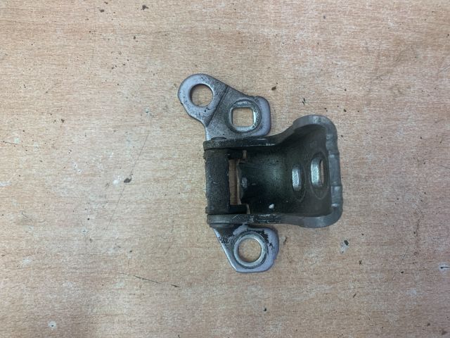 bontott RENAULT ZOE Bal első Felső Zsanér