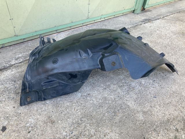 bontott RENAULT ZOE Bal első Hátsó Dobbetét (Kerékjárati, Műanyag)