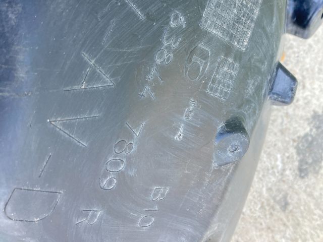 bontott RENAULT ZOE Bal első Hátsó Dobbetét (Kerékjárati, Műanyag)