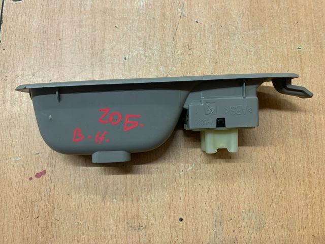 bontott RENAULT ZOE Bal hátsó Ablakemelő Kapcsoló