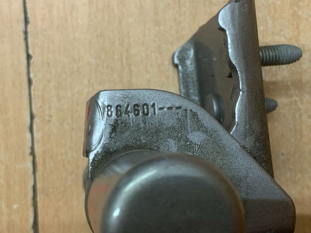 bontott RENAULT ZOE Bal hátsó Alsó Zsanér