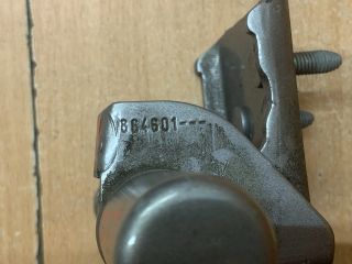 bontott RENAULT ZOE Bal hátsó Alsó Zsanér